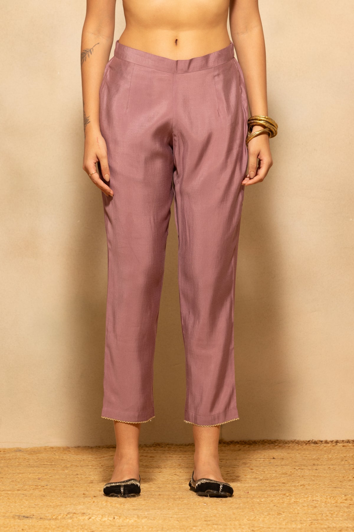 Mauve Embroidered Kurta 3 Pcs Set