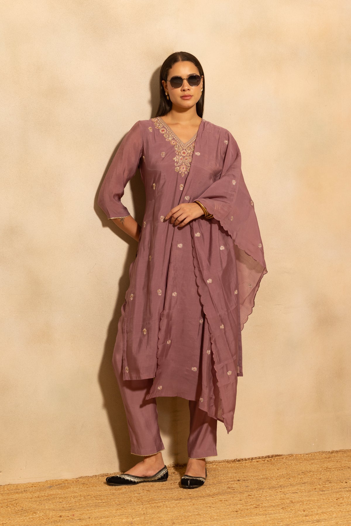 Mauve Embroidered Kurta 3 Pcs Set