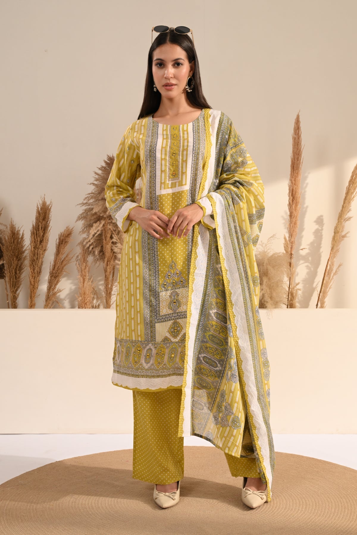 Green Geometric & Floral Printed Kurta 3 Pcs Set