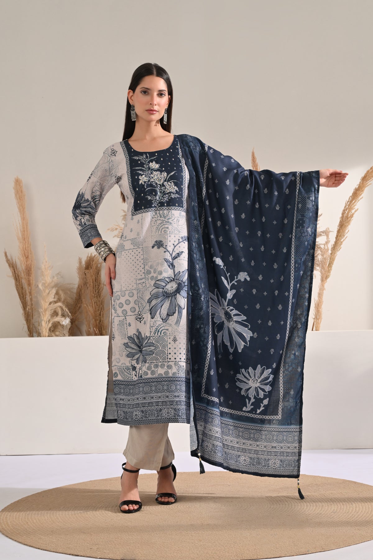 Cream Floral Printed Kurta 3 Pcs Set