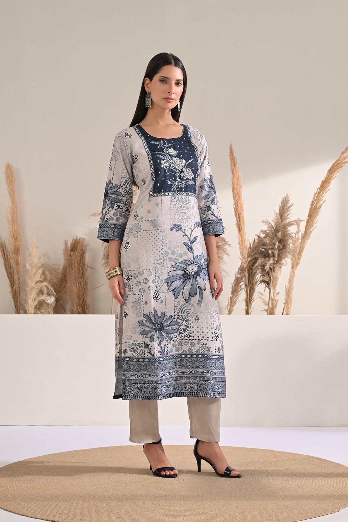 Cream Floral Printed Kurta 3 Pcs Set