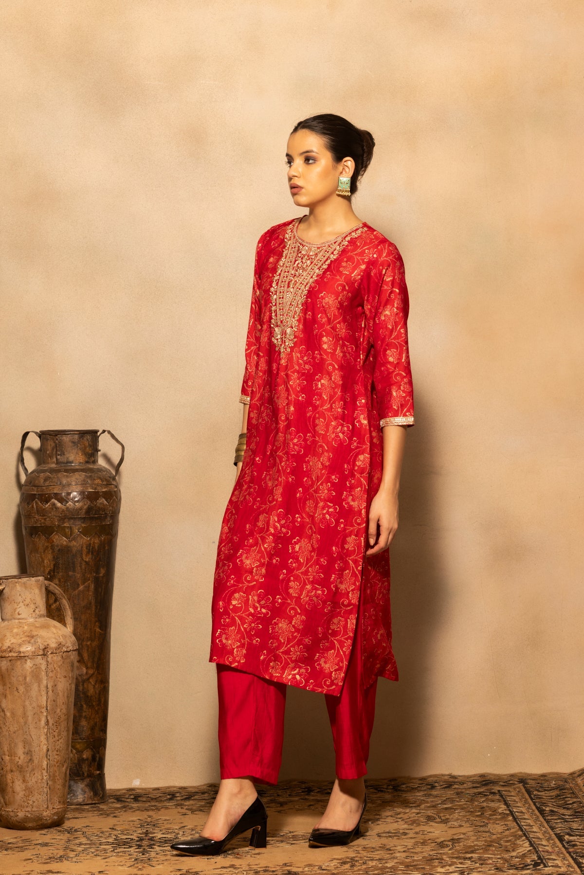 Pink Embroidered Kurta 3 Pcs Set