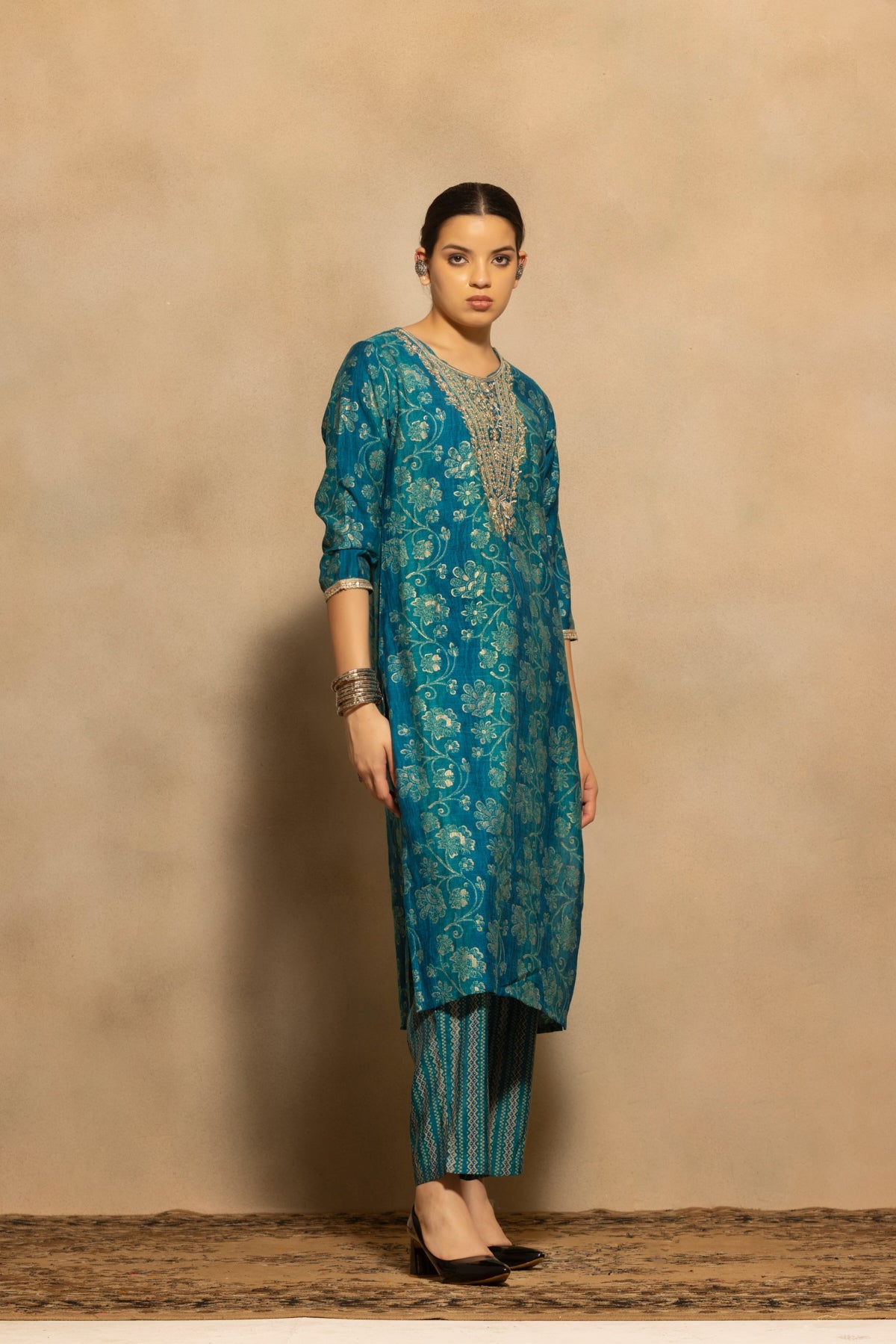 Blue Embroidered Kurta 3 Pcs Set