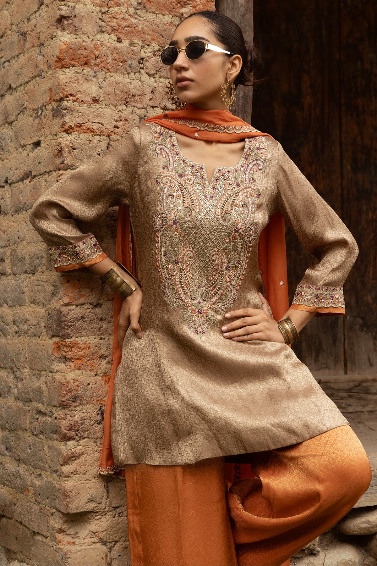 Beige Tissue Zari-Embroidered 3 Pcs Kurta Set