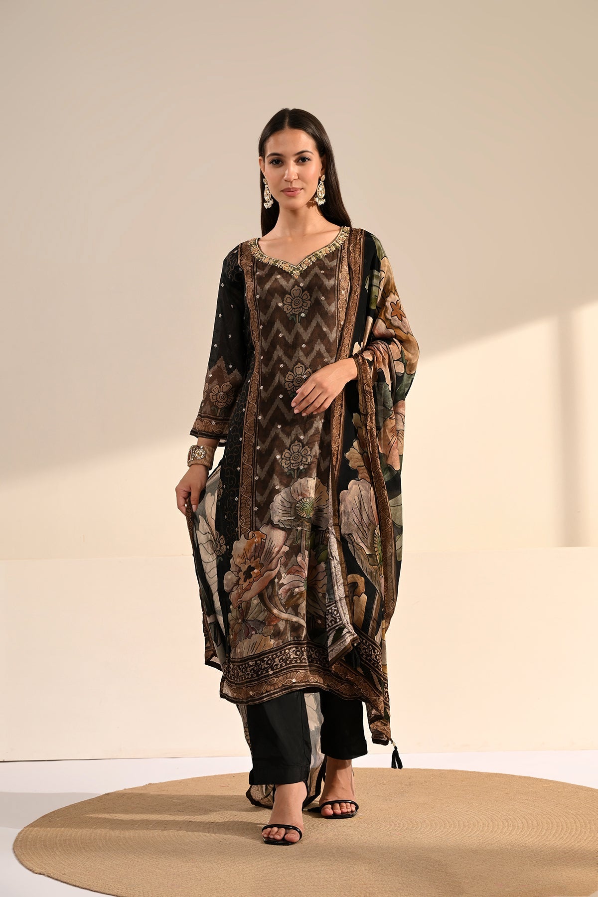 Black Floral & Chevron Printed 3 Pcs Kurta Set