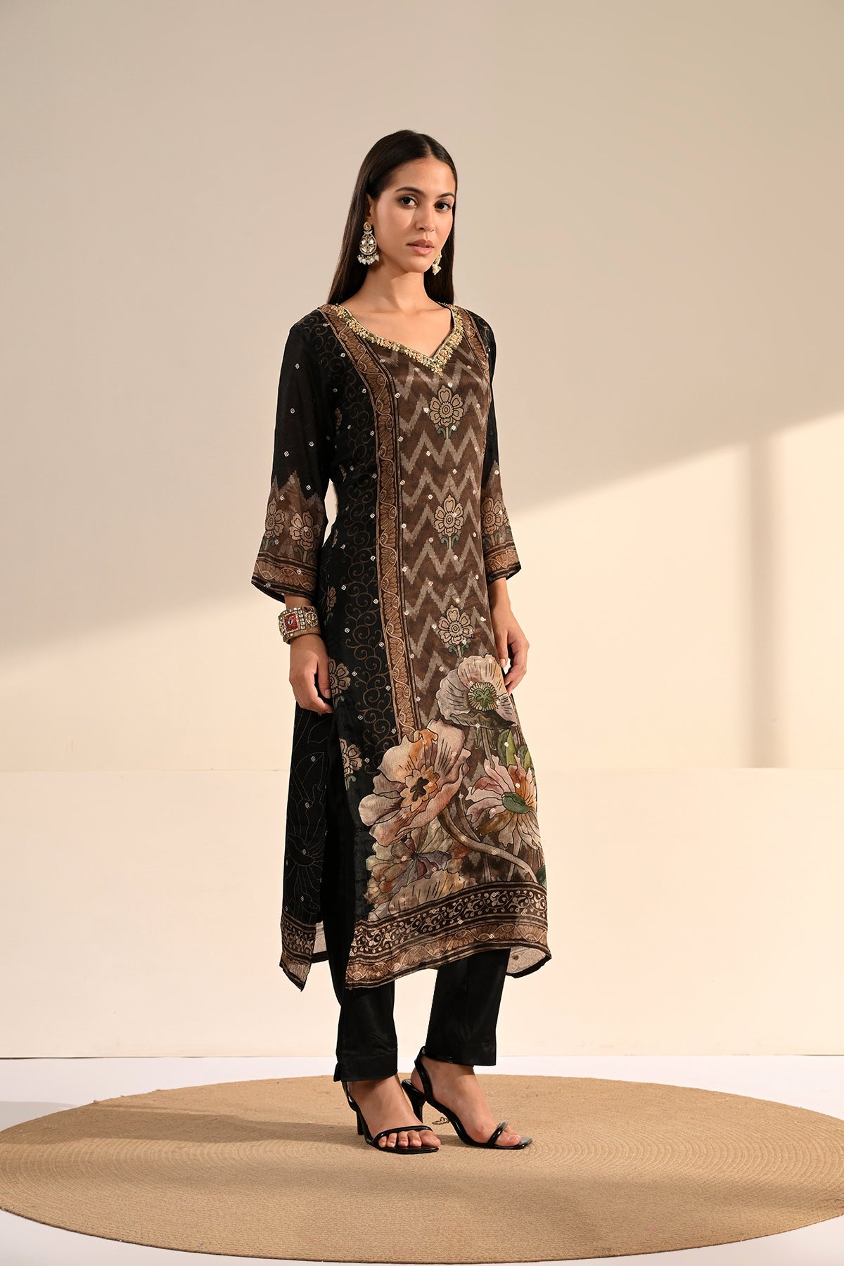 Black Floral & Chevron Printed 3 Pcs Kurta Set