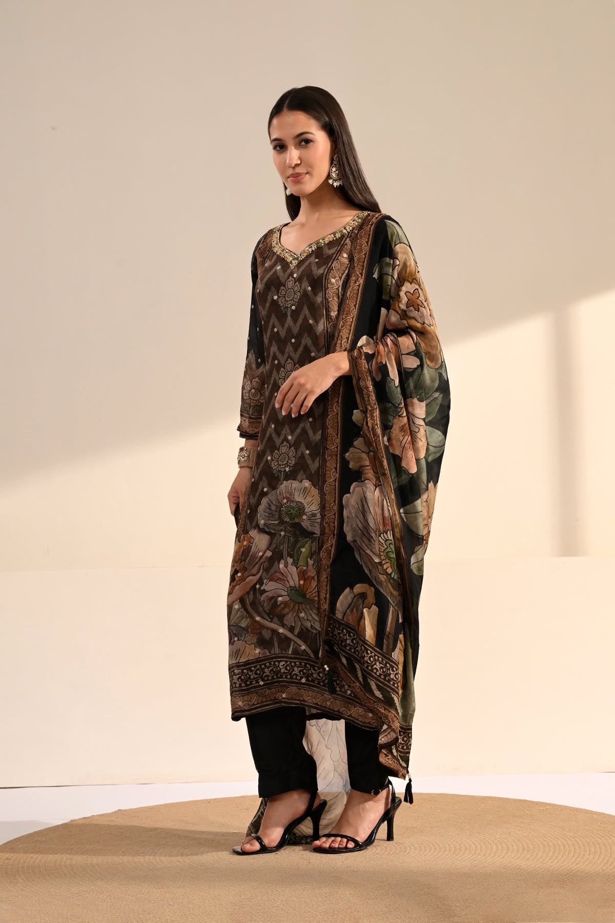 Black Floral & Chevron Printed 3 Pcs Kurta Set