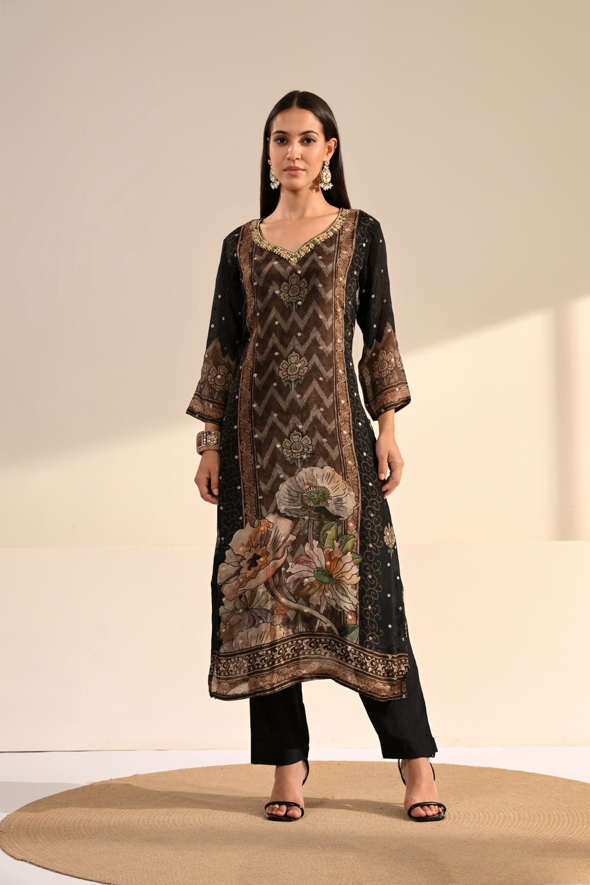 Black Floral & Chevron Printed 3 Pcs Kurta Set