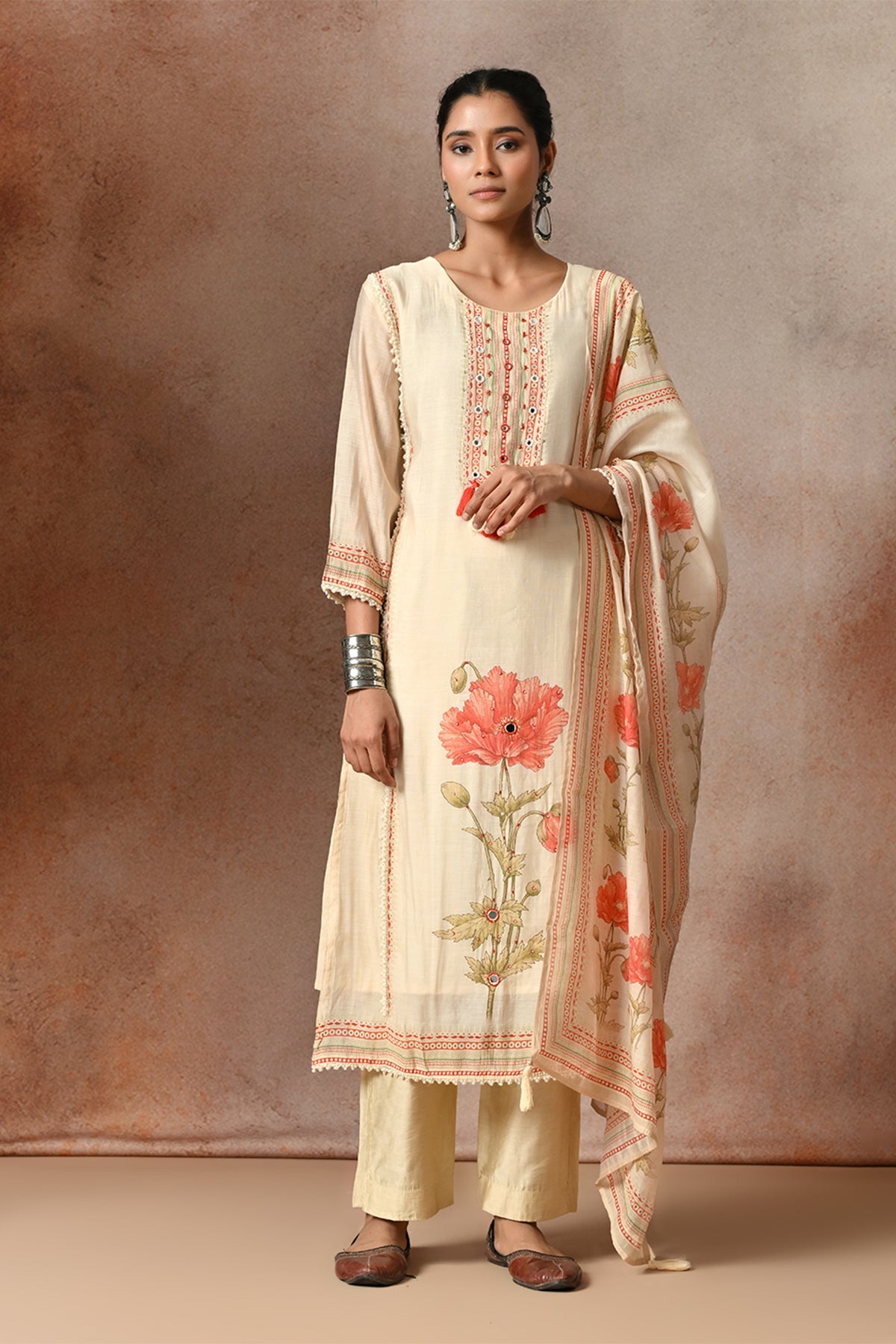 Cream Floral Printed Chanderi 3 Pcs Kurta Set