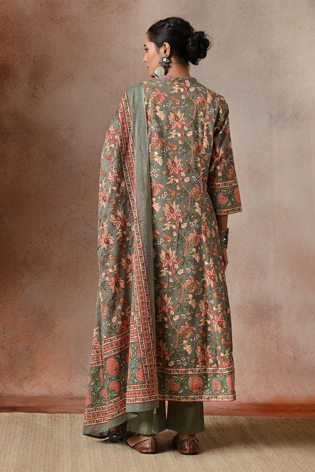 Sage Grey Floral Print A-line 3 Pcs Kurta Set
