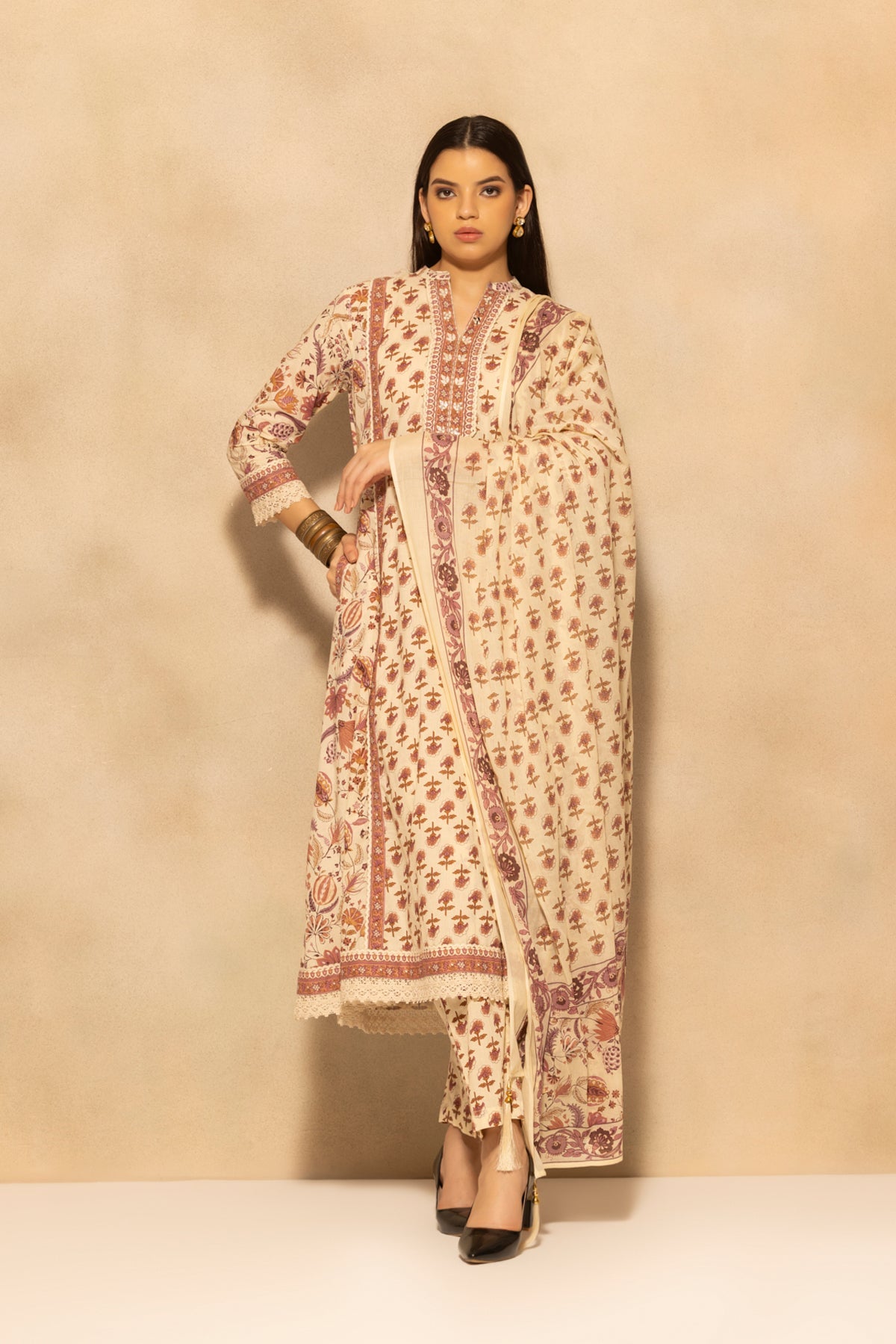 Cream Floral Printed A-line 3 Pcs Kurta Set