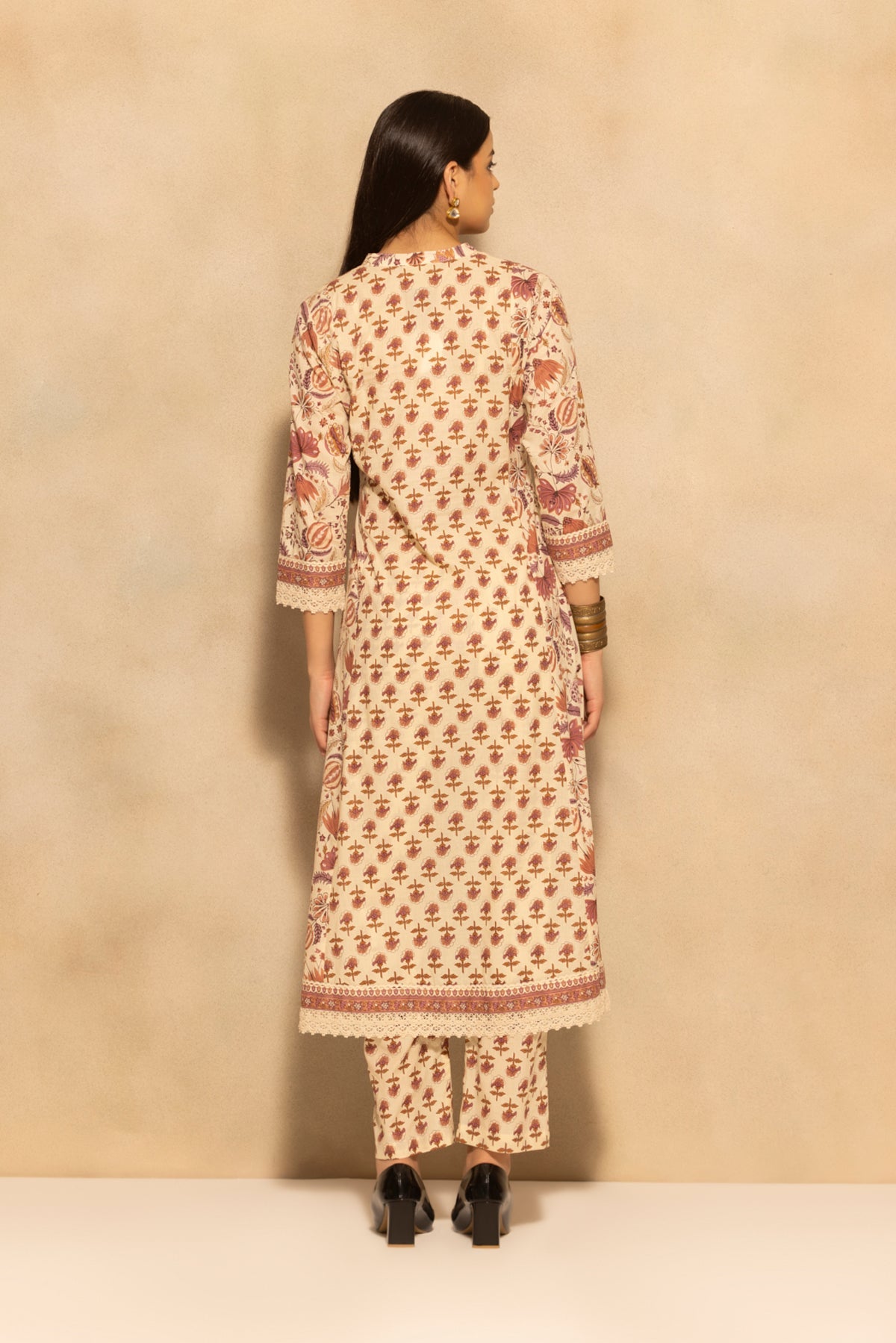 Cream Floral Printed A-line 3 Pcs Kurta Set