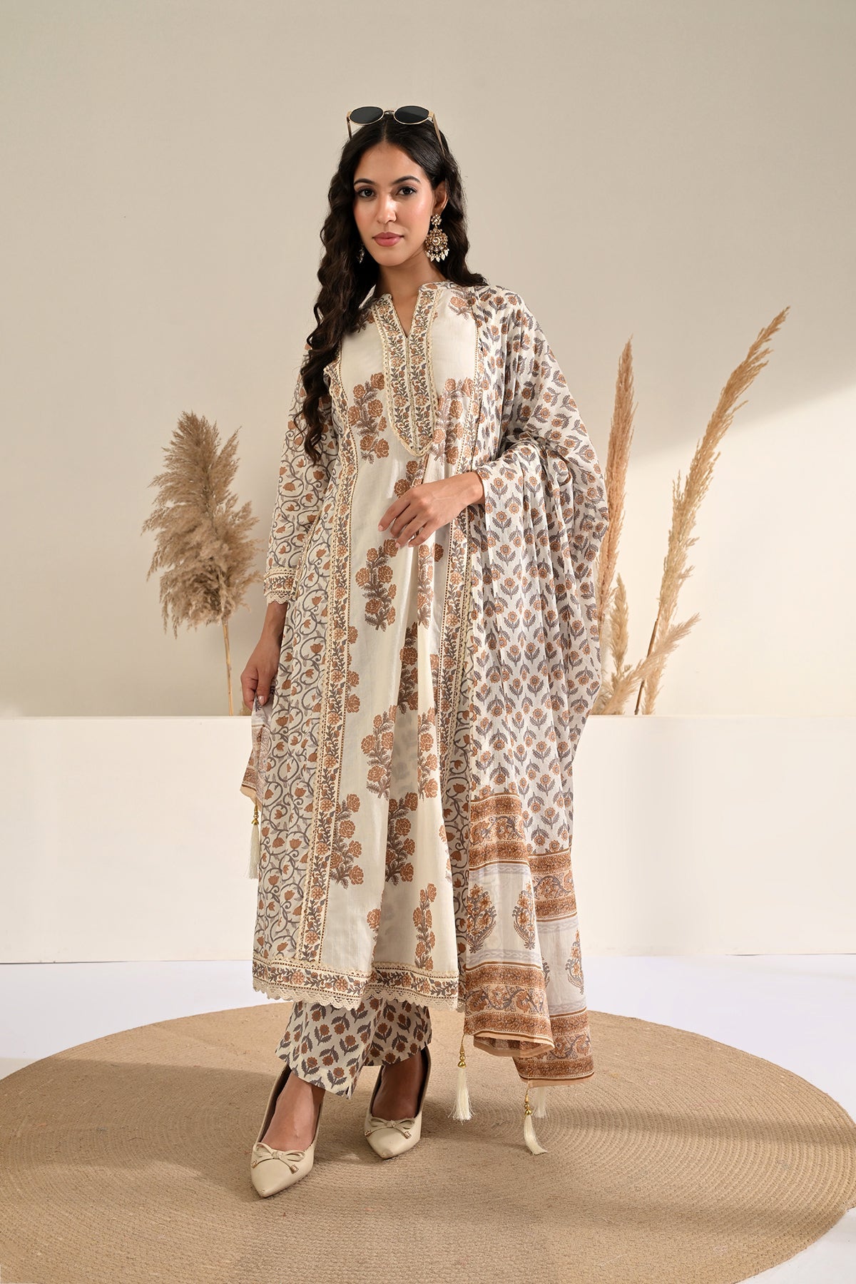 Cream Floral Printed A-line 3 Pcs Kurta Set
