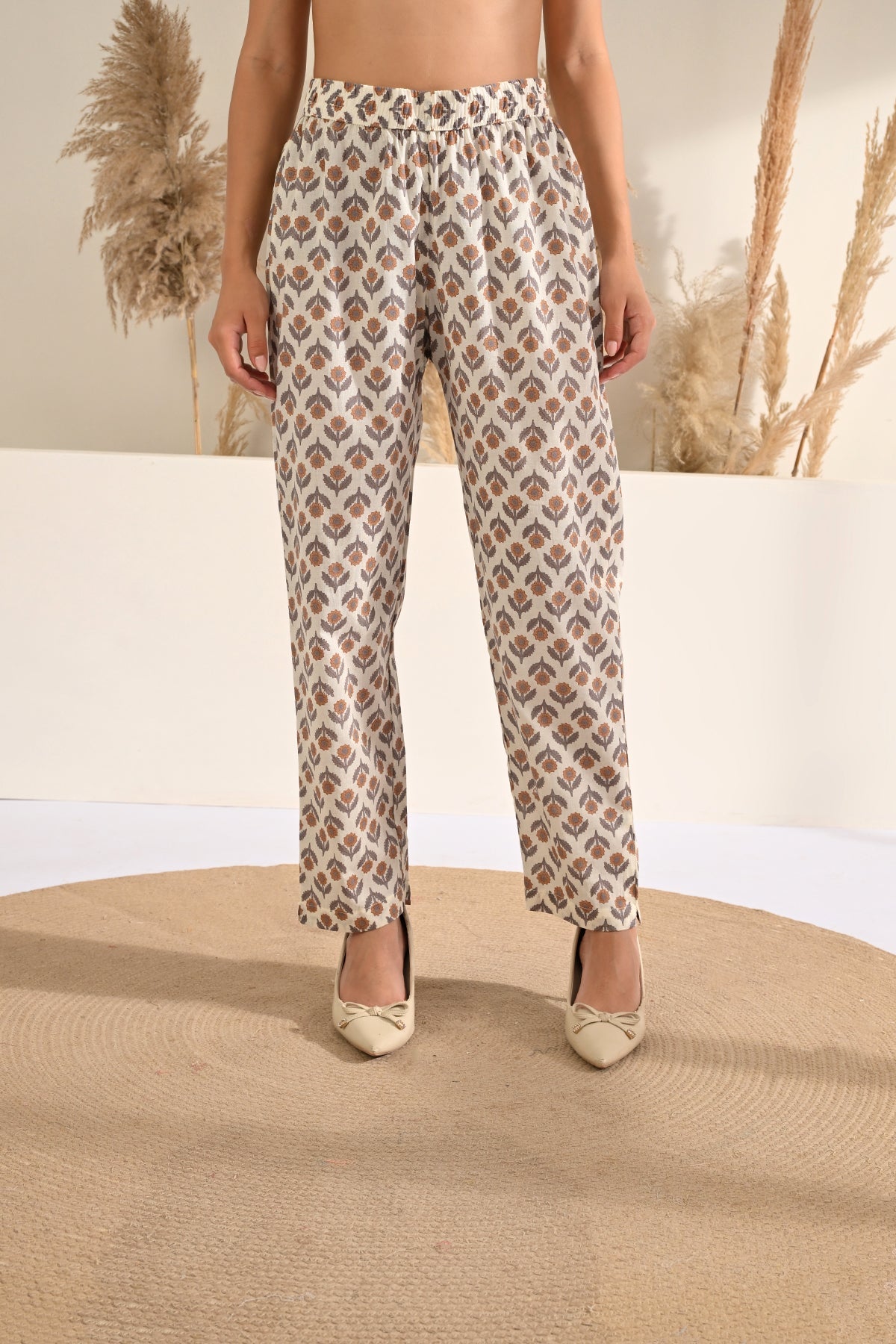 Cream Floral Printed A-line 3 Pcs Kurta Set