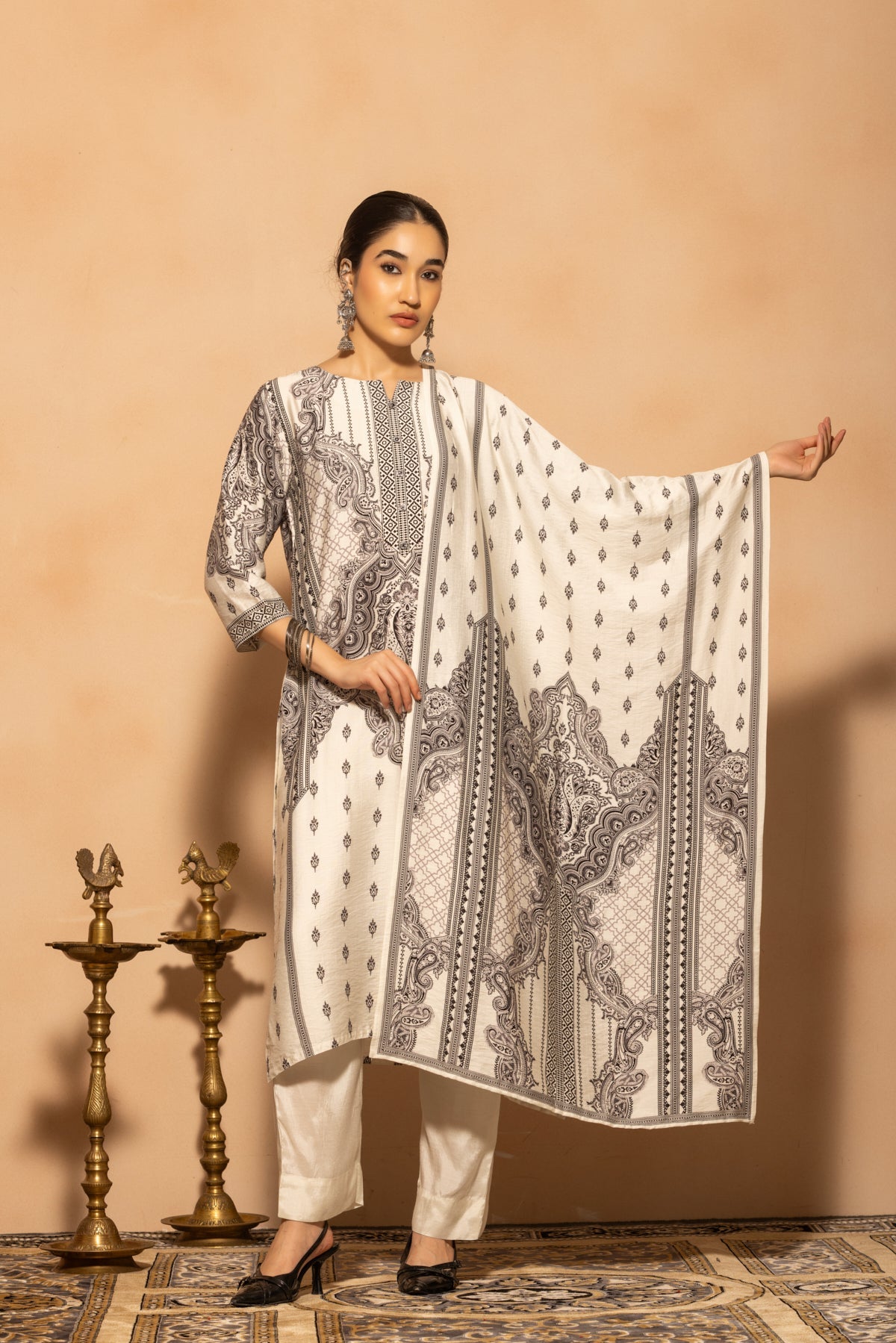 Light Grey Printed Kurta 3 Pcs Set