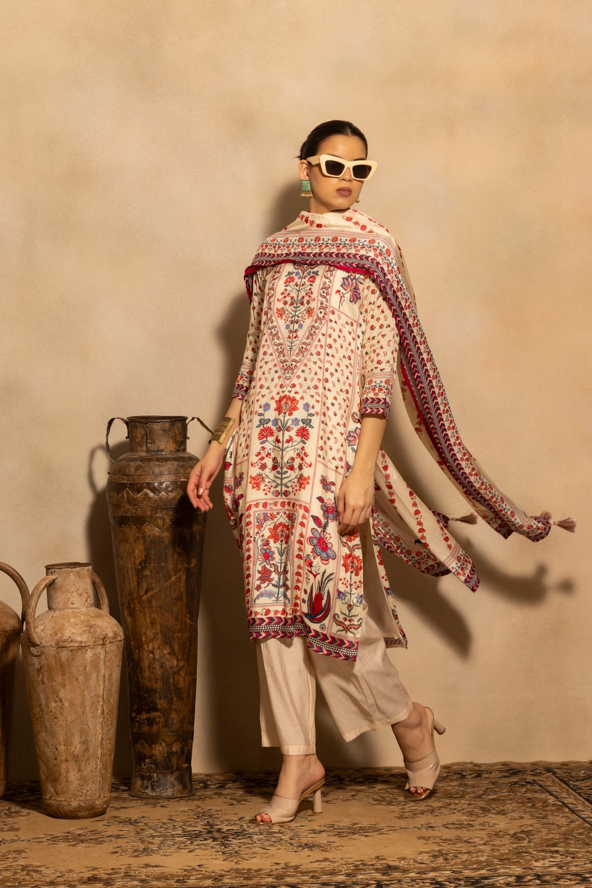 Cream Floral Printed Kurta 3 Pcs Set