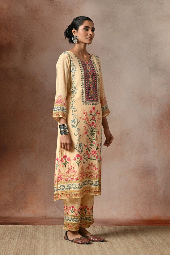 Beige Kalamkari Printed 3 Pcs Kurta Set