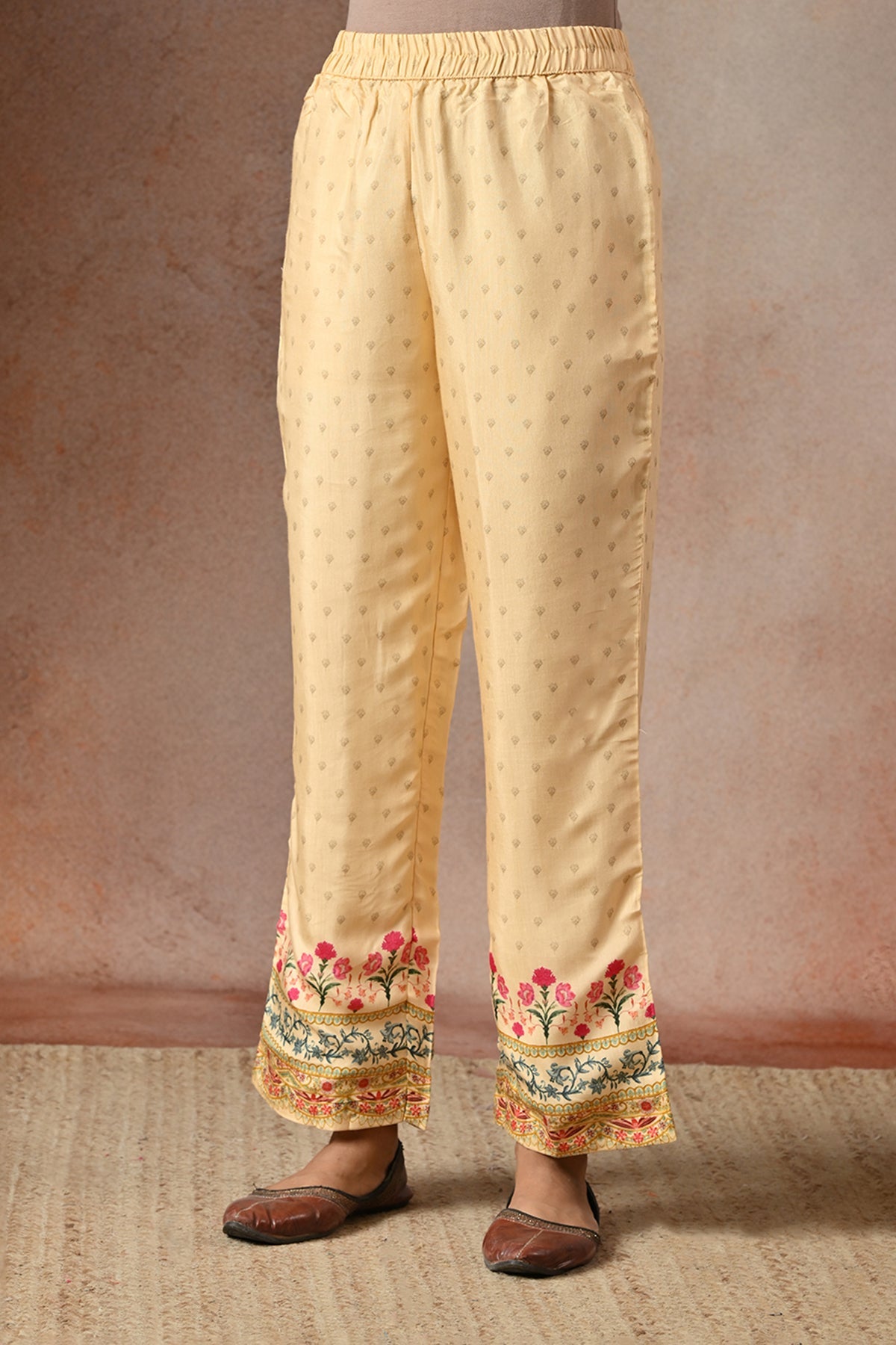 Beige Kalamkari Printed 3 Pcs Kurta Set