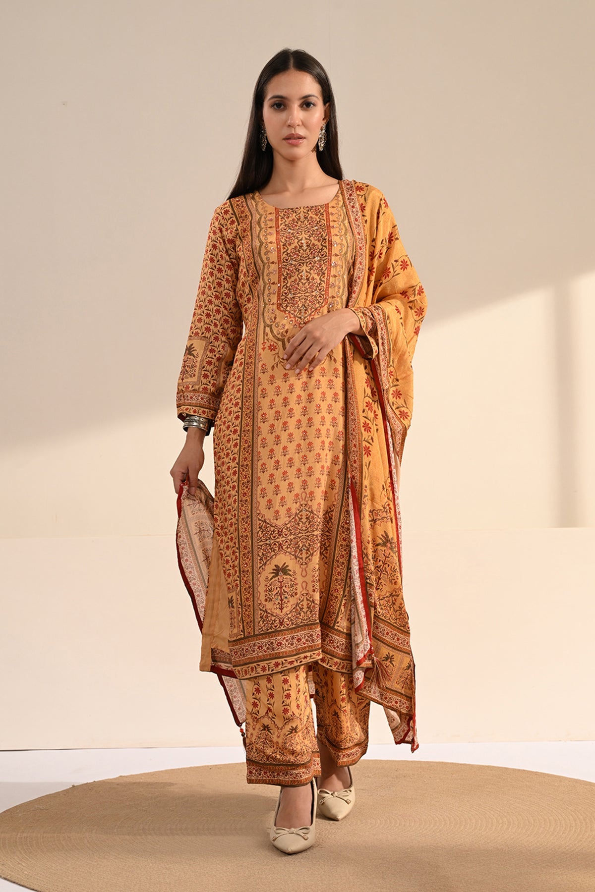 Beige Kalamkari Printed 3 Pcs Kurta Set