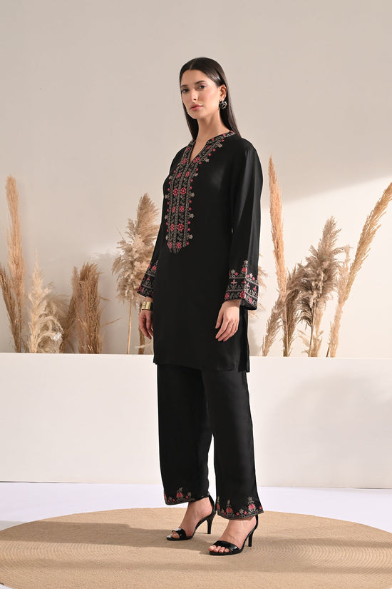 Black Embroidered Kurta 2 Pcs Set
