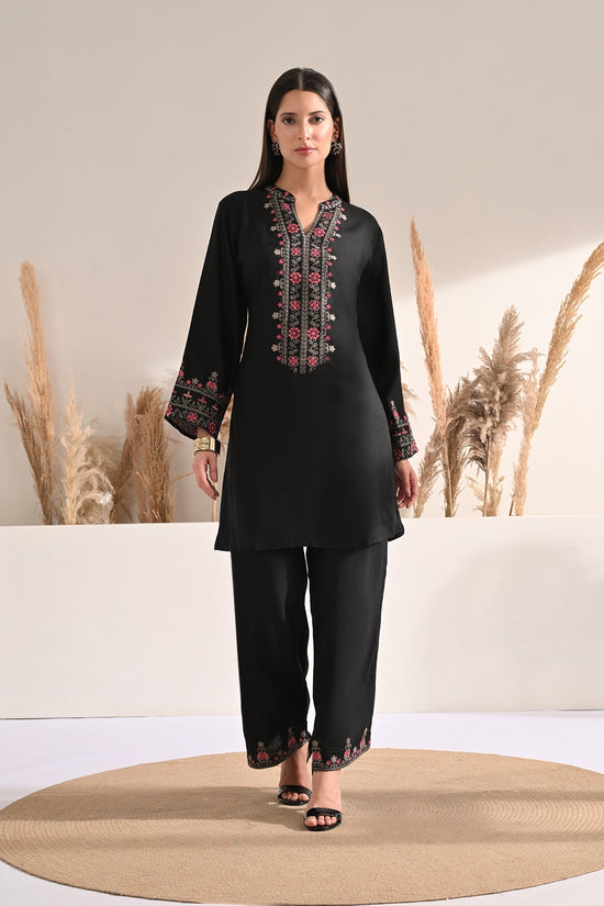 Black Embroidered Kurta 2 Pcs Set