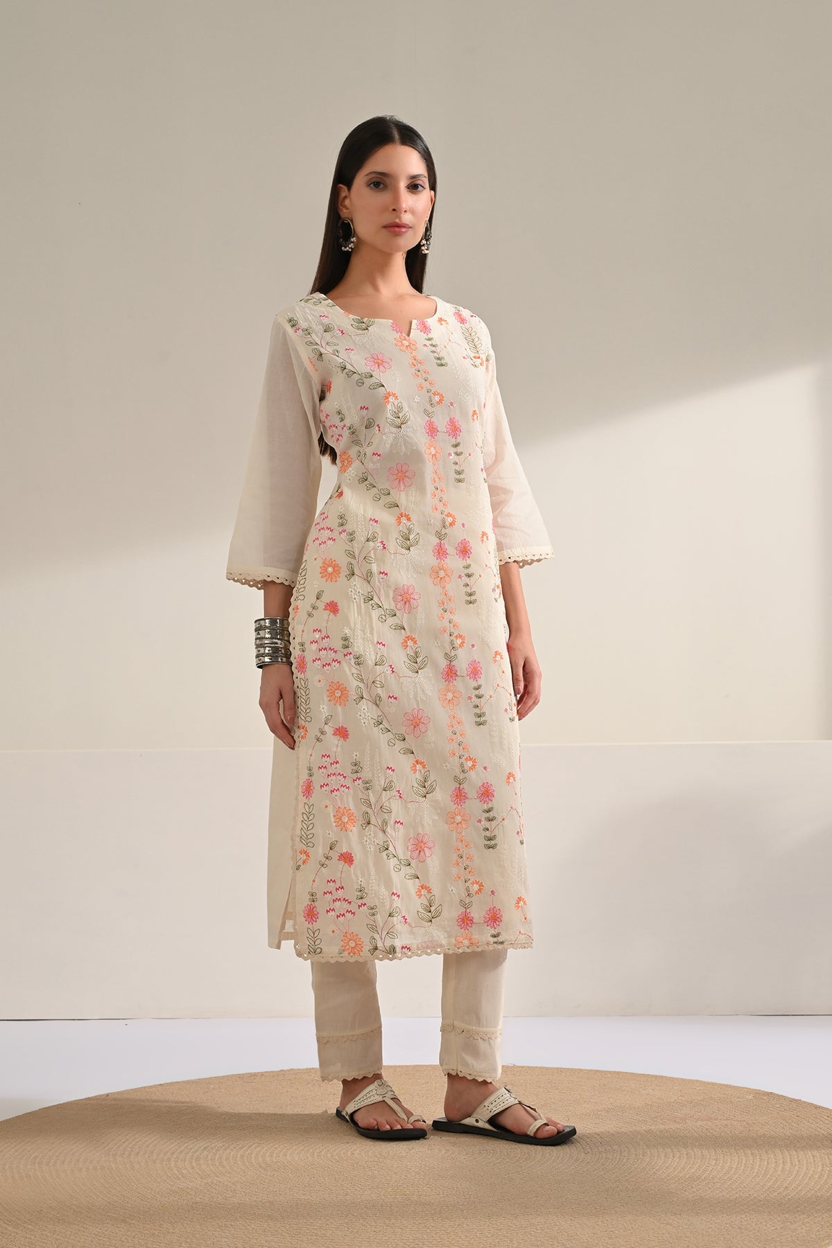 Cream Floral Embroidered 3 Pcs Kurta Set