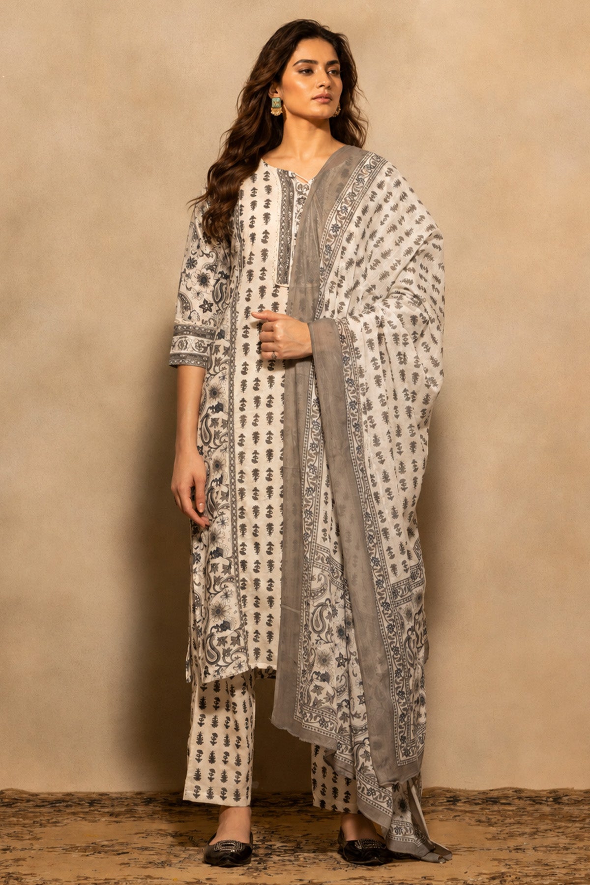 Cream Printed Kurta 3 Pcs Set
