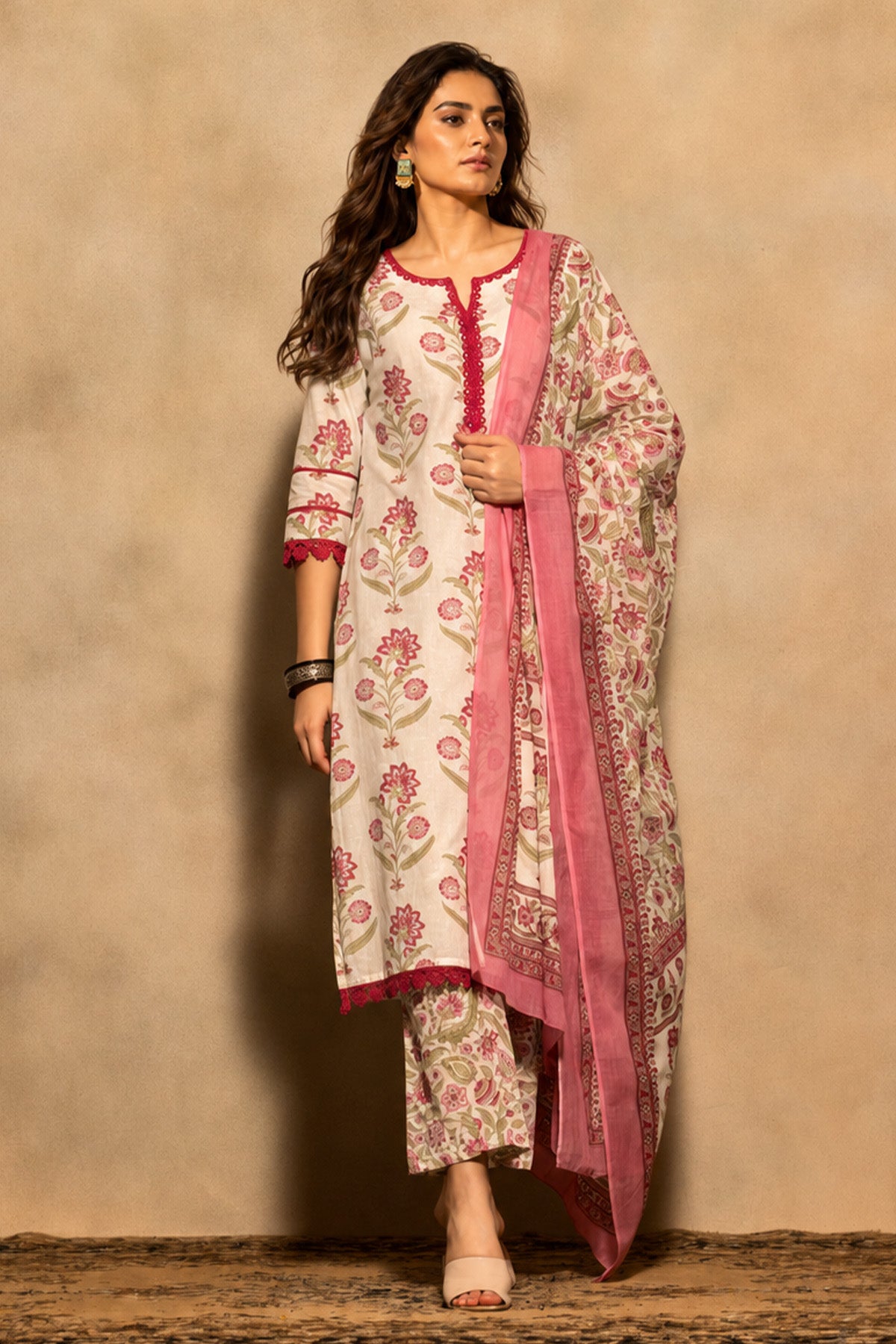 Cream Floral Printed Kurta 3 Pcs Set