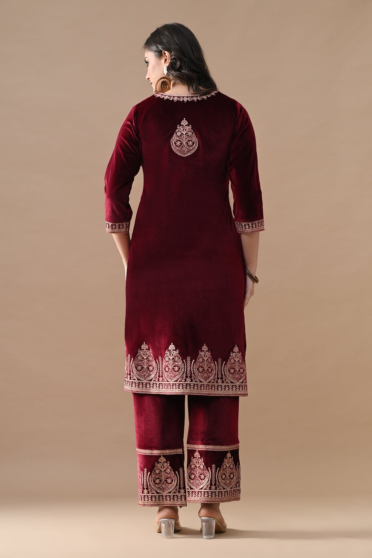 Maroon Embroidered Velvet Kurta Set (3 Piece)
