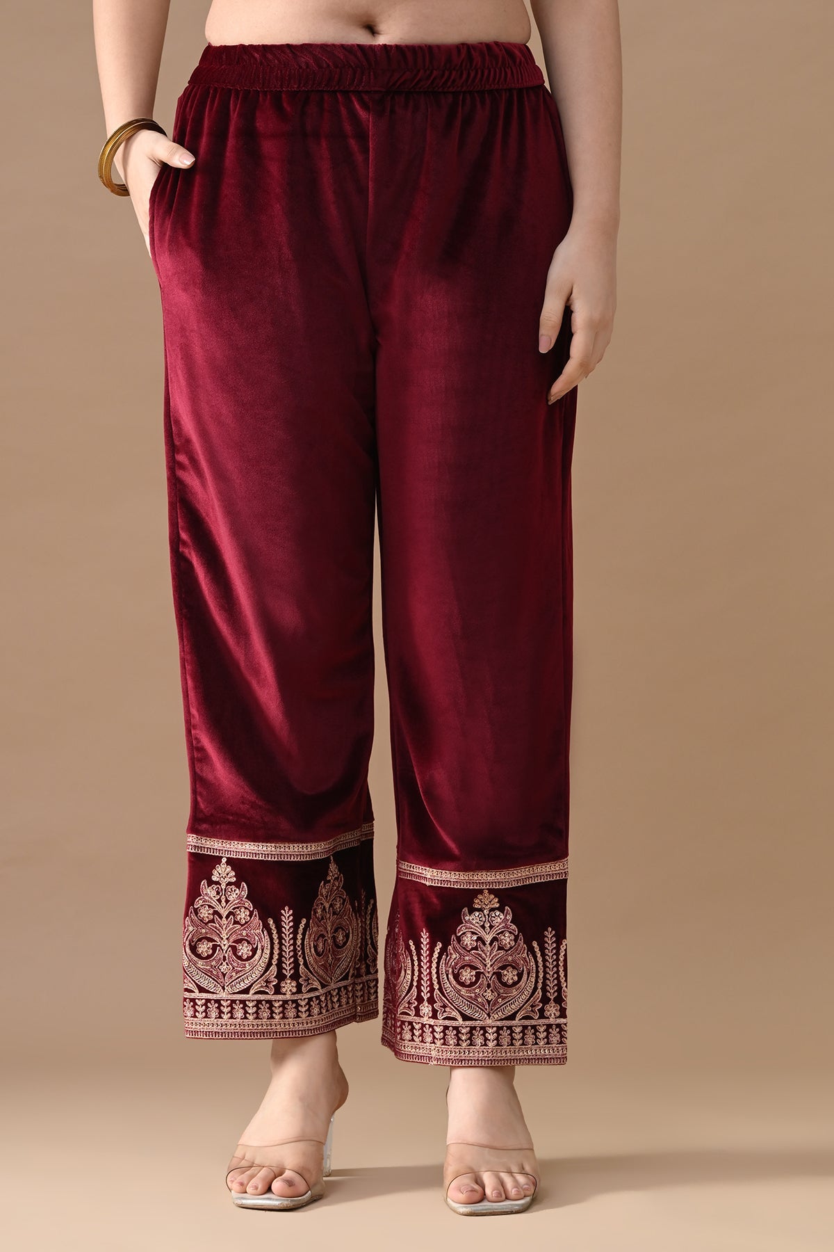 Maroon Embroidered Velvet Kurta Set (3 Piece)