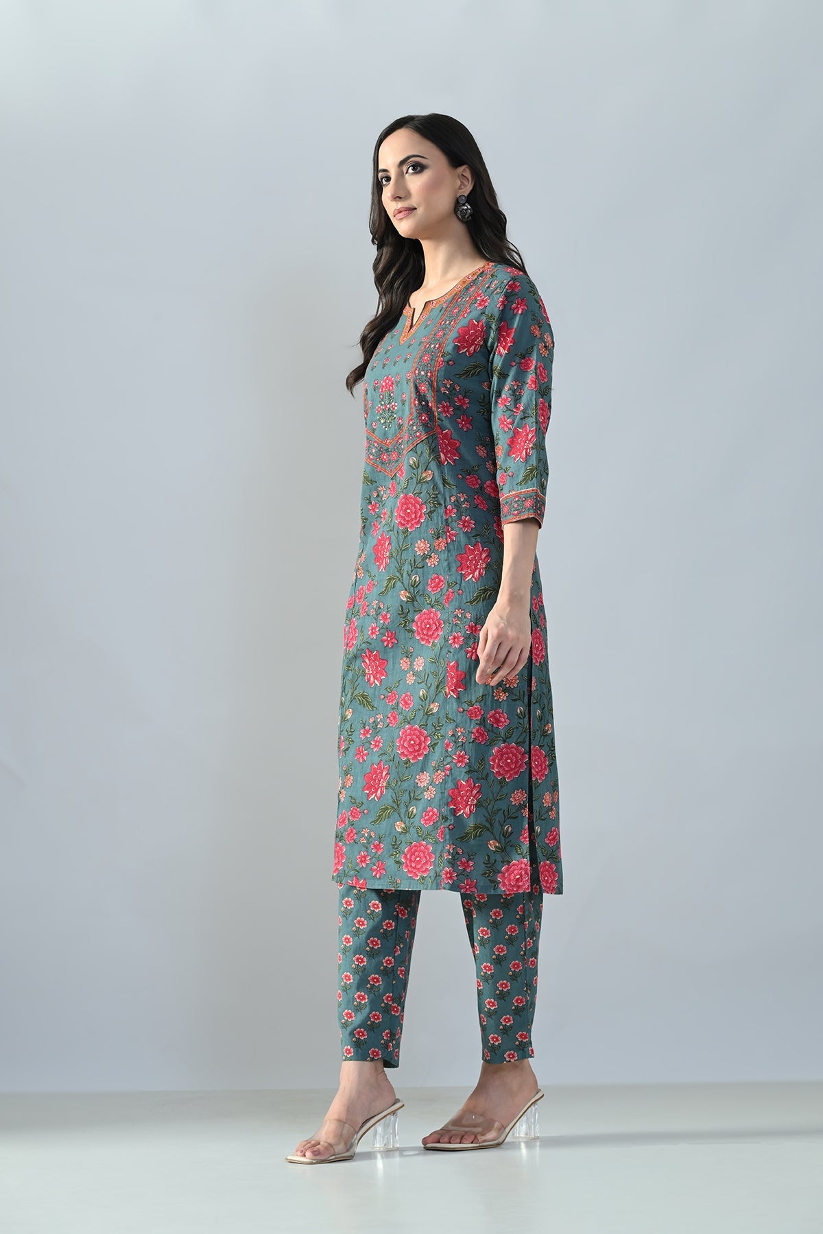 Grey Printed Straight Kurta 2 Pcs Set