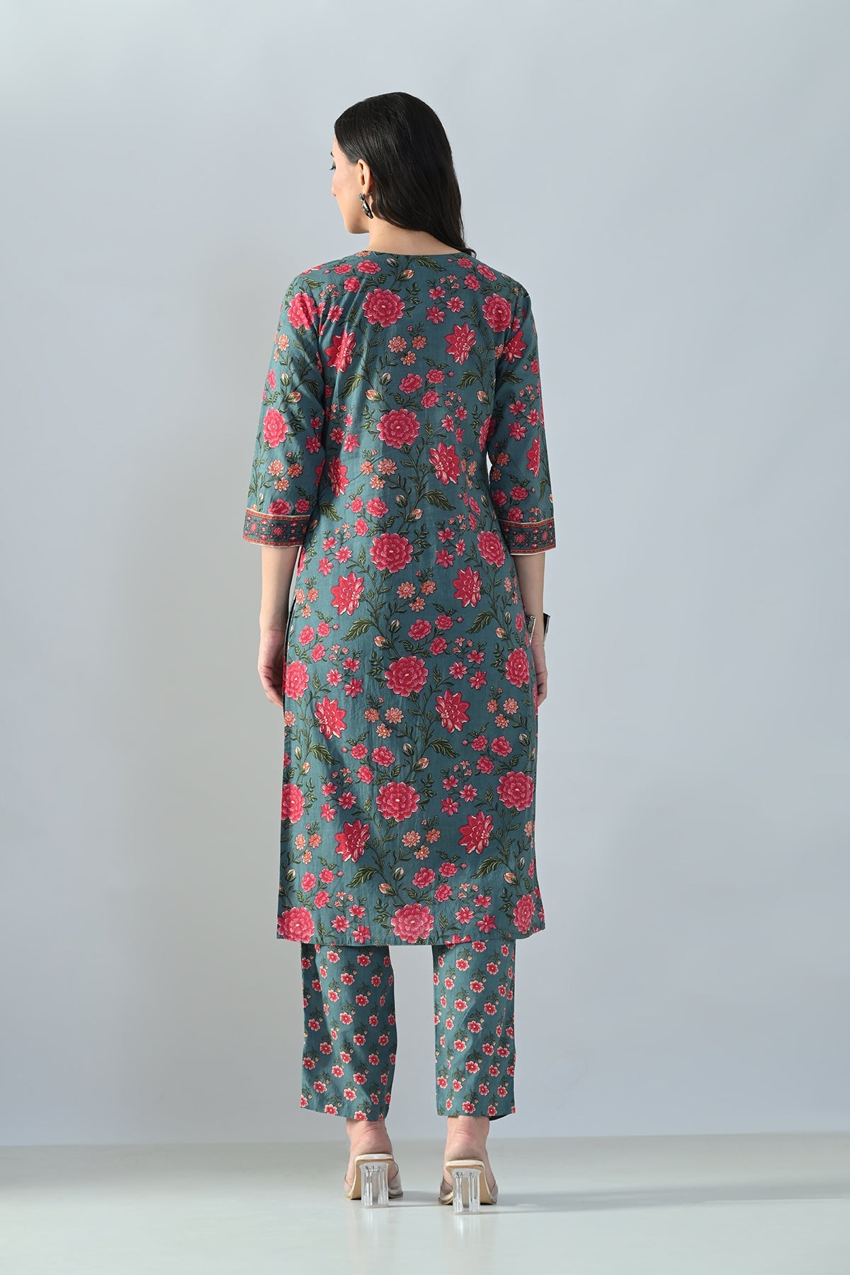 Grey Printed Straight Kurta 2 Pcs Set