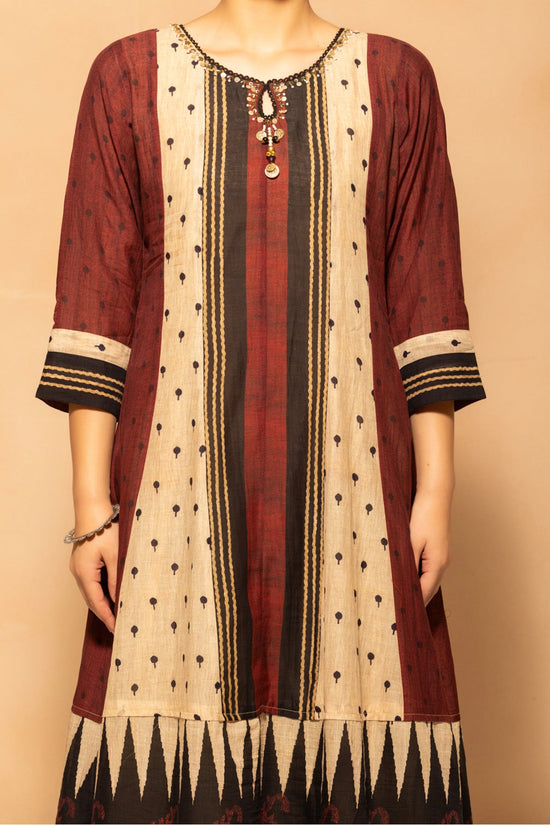 Maroon and Beige Ikkat Printed A-Line 3 Pcs Kurta Set