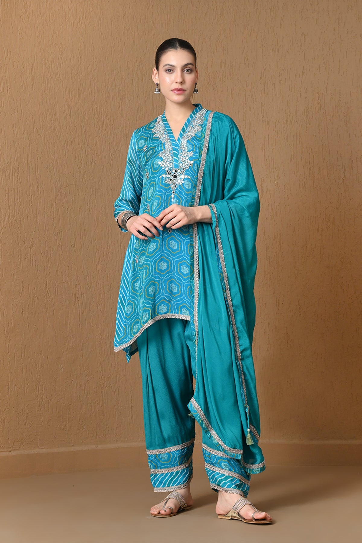 Blue Mirror Embellished 3 Pcs Kurta Set
