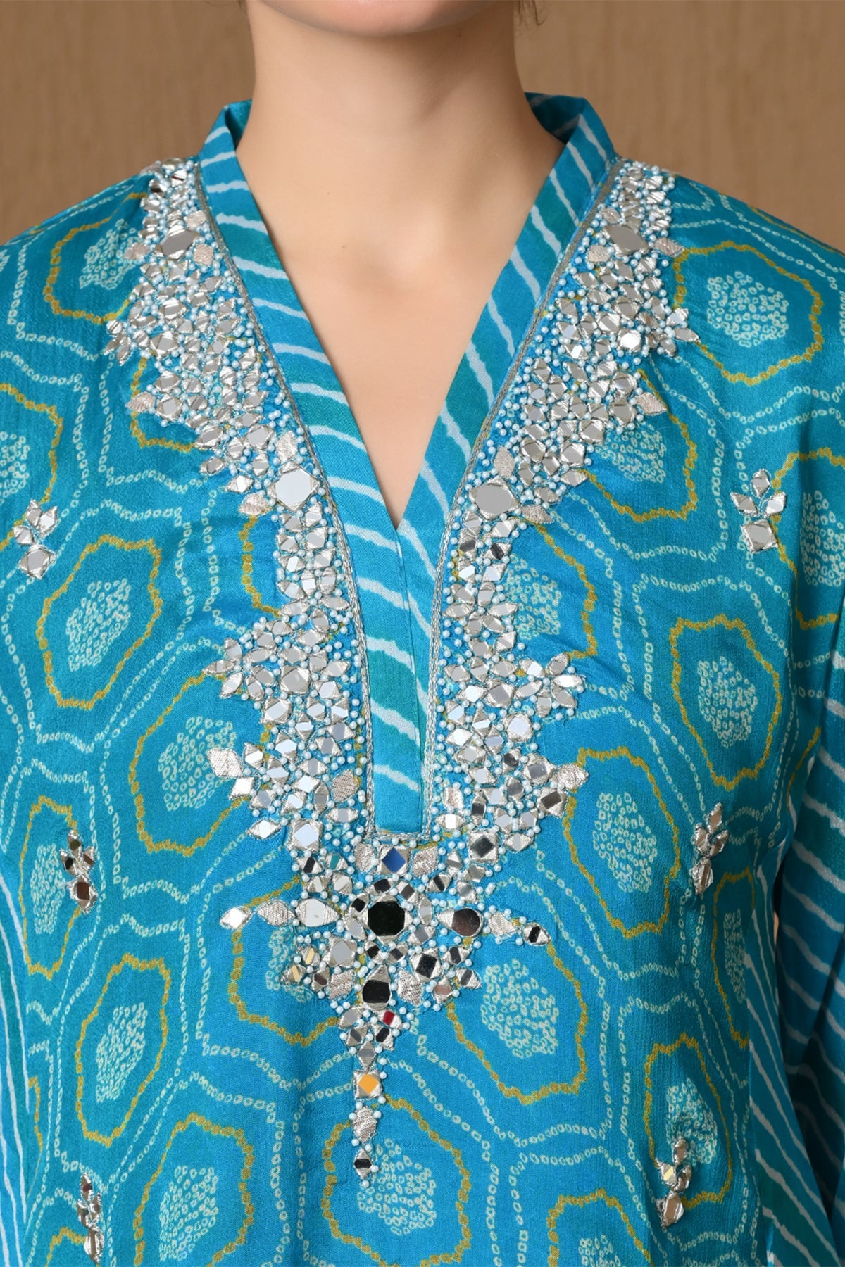 Blue Mirror Embellished 3 Pcs Kurta Set