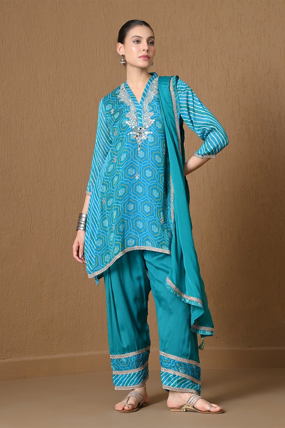 Blue Mirror Embellished 3 Pcs Kurta Set