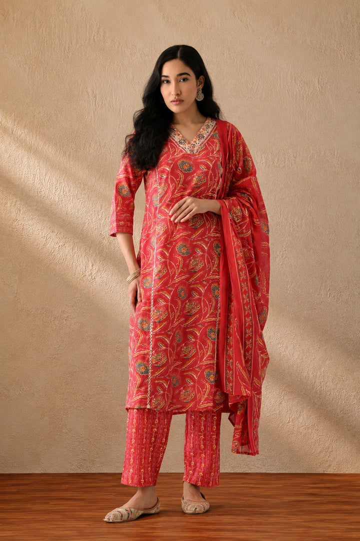 Pink Printed Kurta Set(3 Piece)