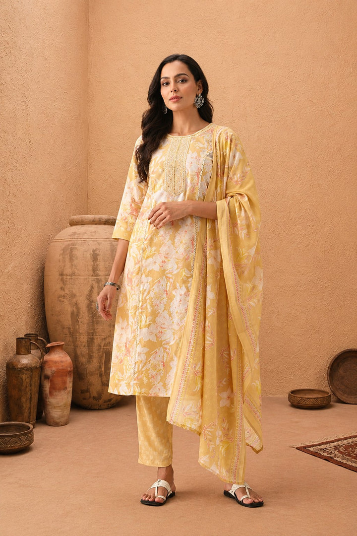 Yellow Printed Kurta Set (3 Piece)